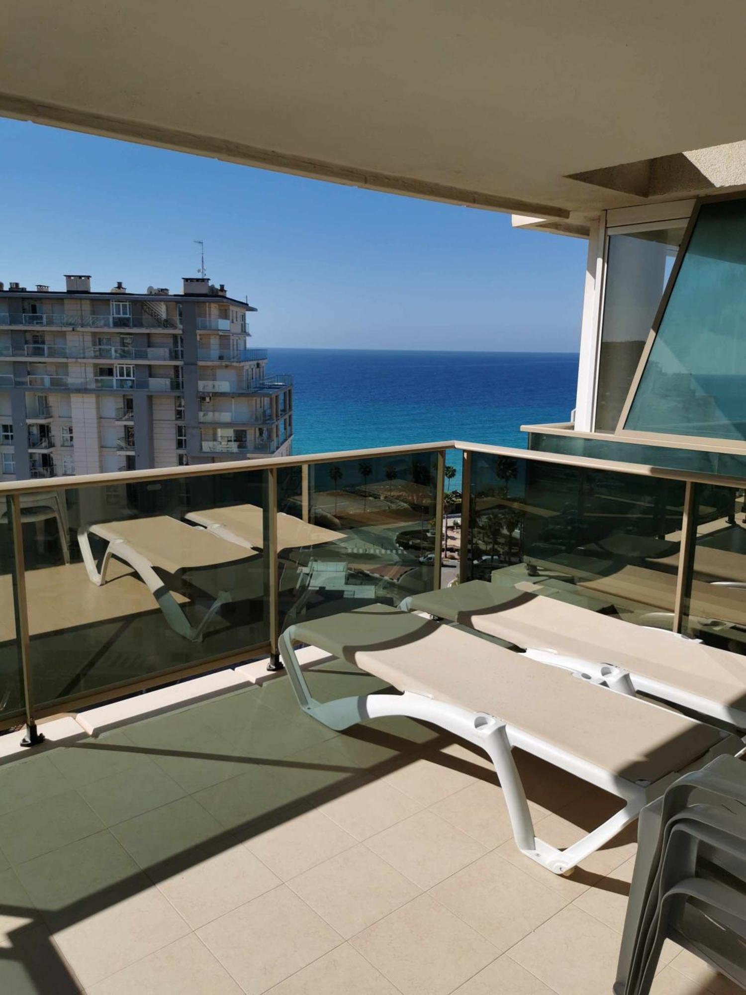Apartment With Sea View Pool & Private Parking 卡尔佩 外观 照片