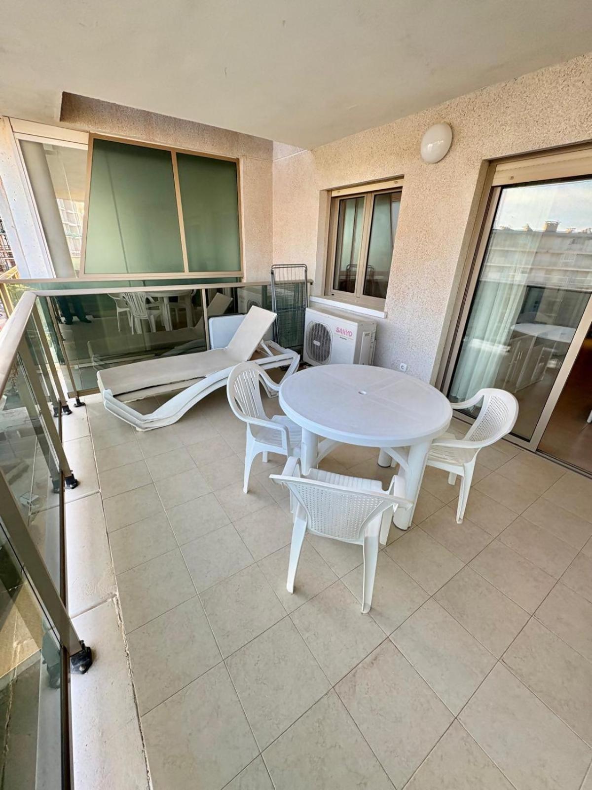 Apartment With Sea View Pool & Private Parking 卡尔佩 外观 照片