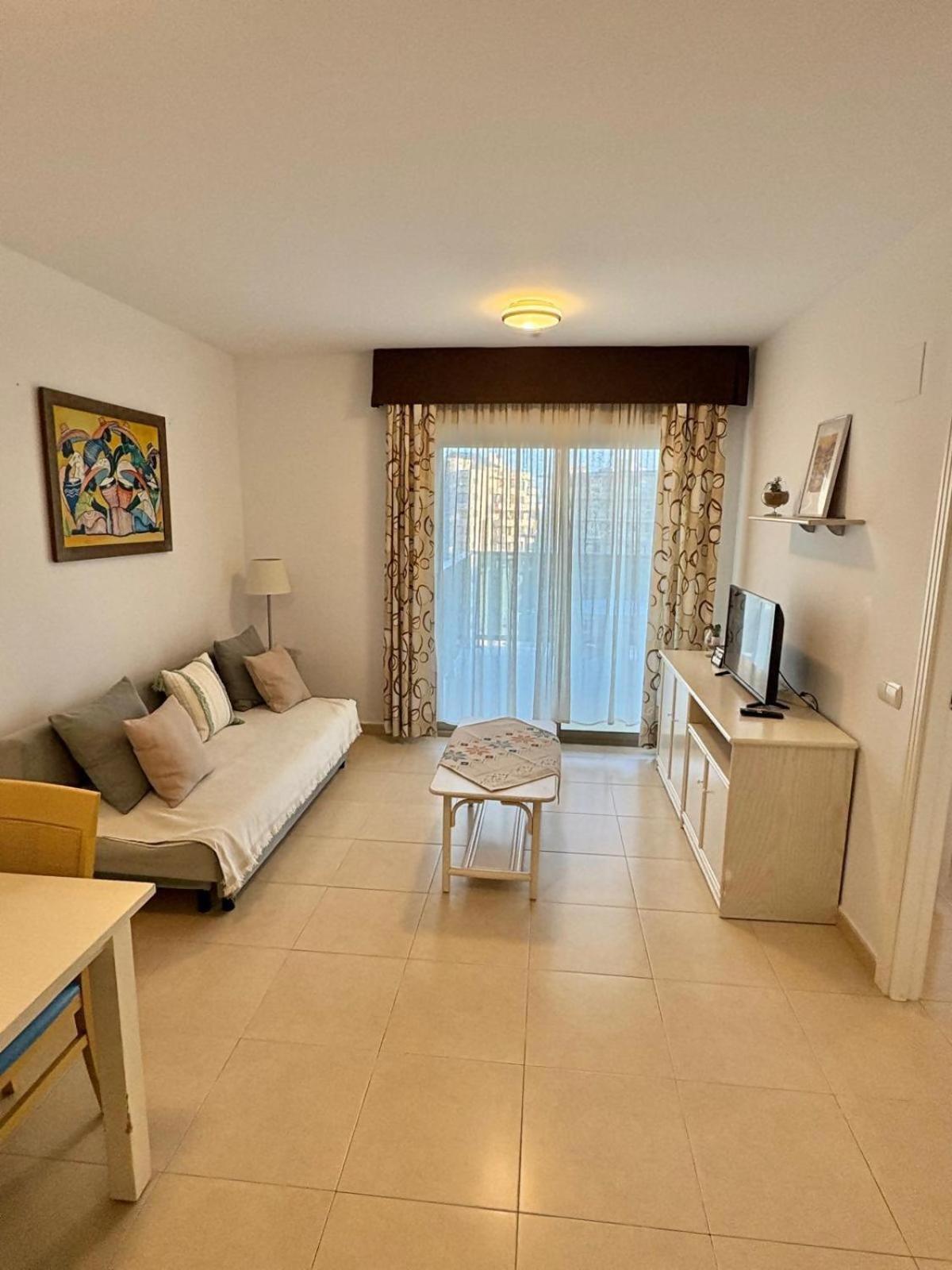 Apartment With Sea View Pool & Private Parking 卡尔佩 外观 照片