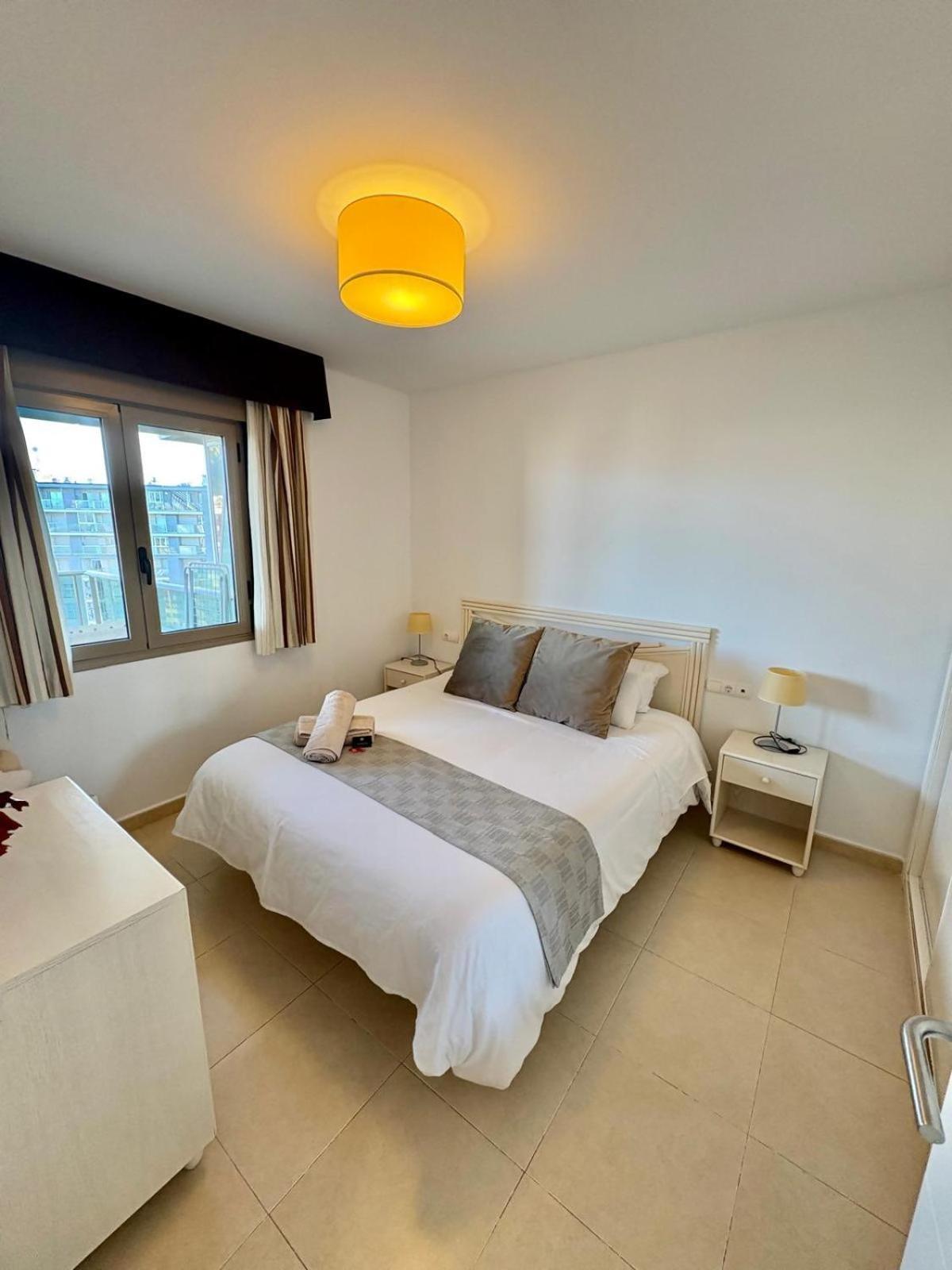 Apartment With Sea View Pool & Private Parking 卡尔佩 外观 照片