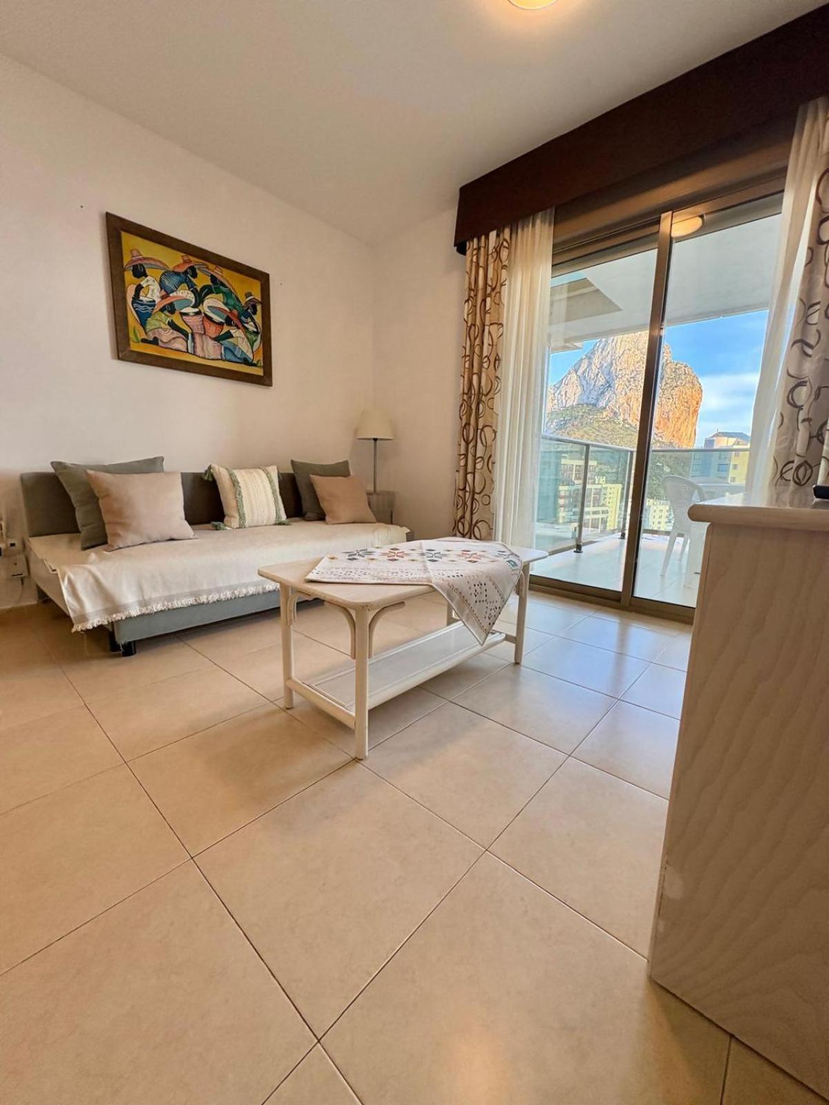 Apartment With Sea View Pool & Private Parking 卡尔佩 外观 照片
